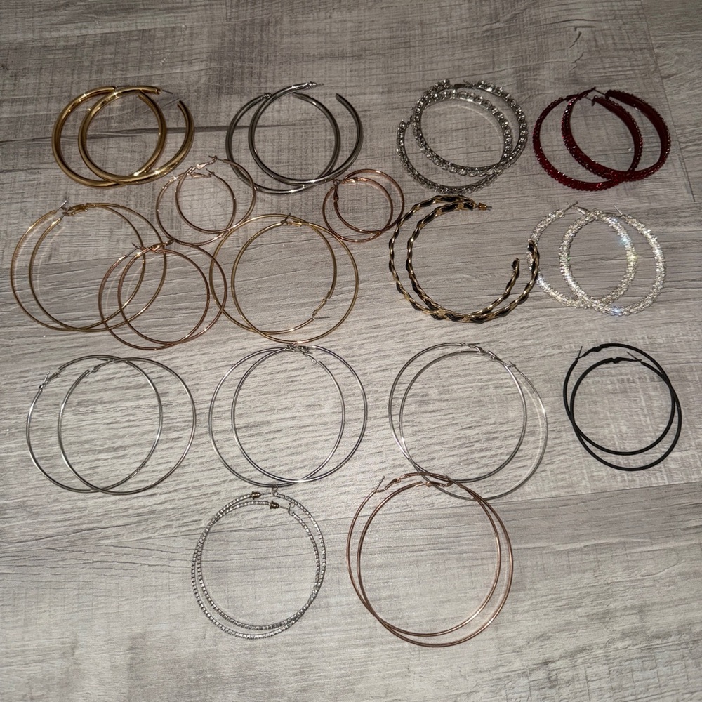 Hoop Earring Bundle - Picture 4 of 4